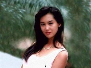 朱茵吃哈密瓜摔倒视频大全,甜蜜瓜果引发意外，网友直呼可爱